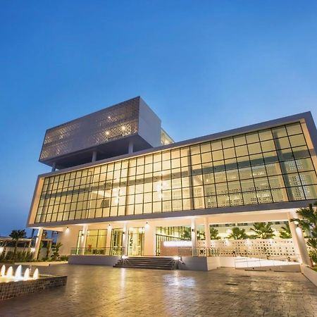 Paragon Grand Resort جومتين بيتش المظهر الخارجي الصورة