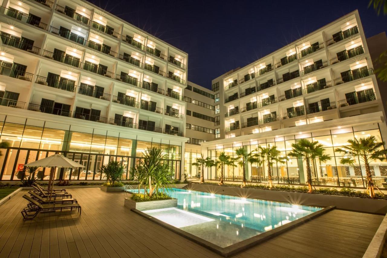 Paragon Grand Resort جومتين بيتش المظهر الخارجي الصورة