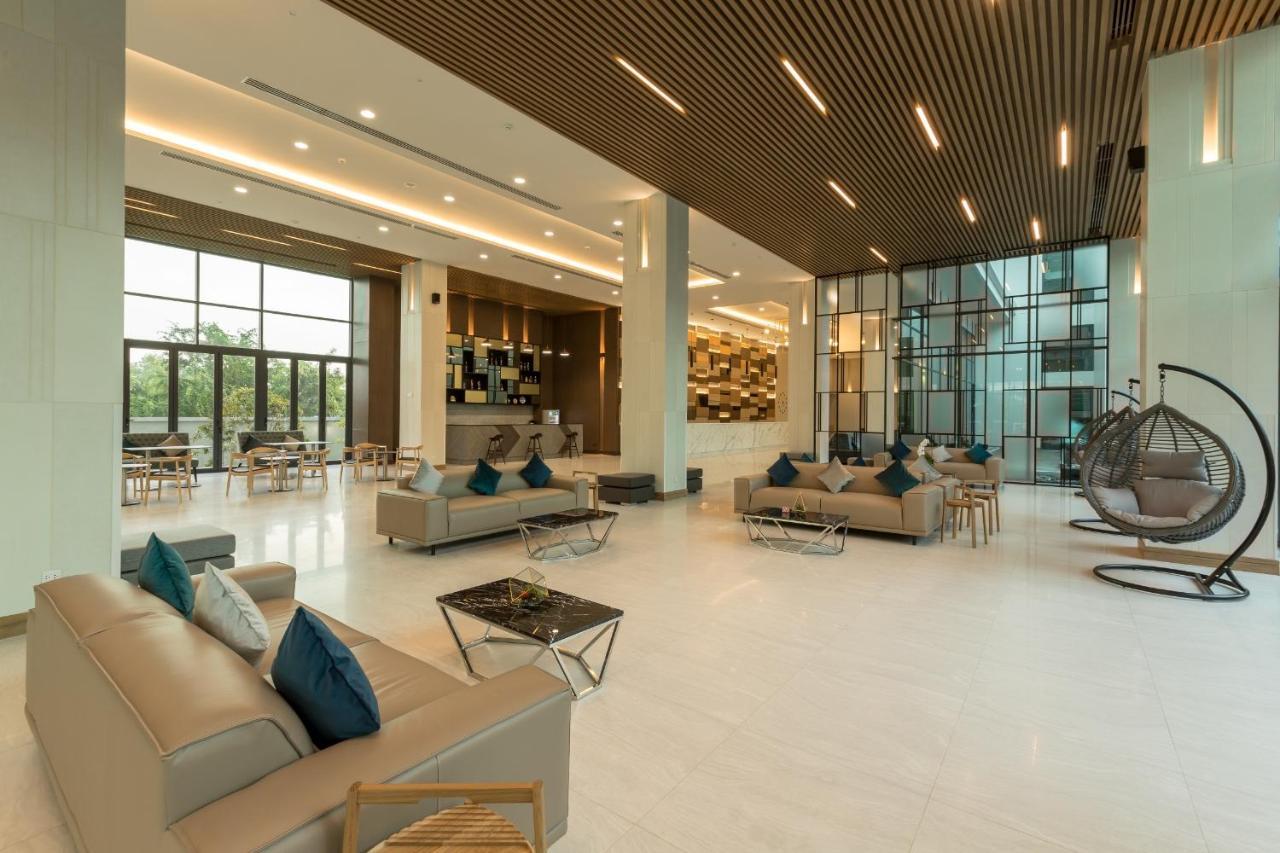 Paragon Grand Resort جومتين بيتش المظهر الخارجي الصورة